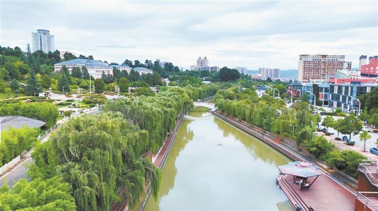 潇湘江生态廊道。 李丽 摄