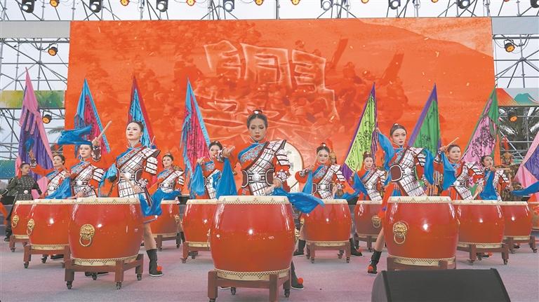 “爨文化故乡”系列文体旅活动现场。 陈睿君 摄