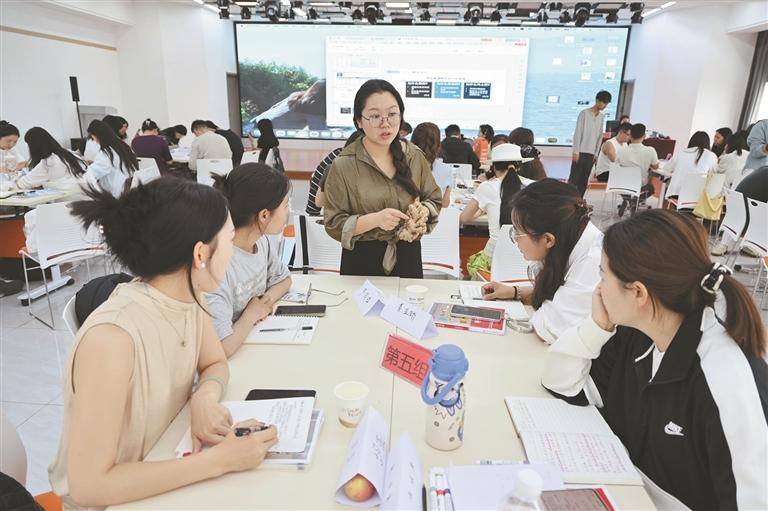 电商技能培训现场。